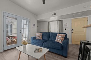 تلفزيون ذكي، مكتب