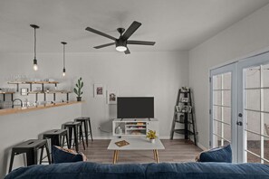 Smart TV, offices