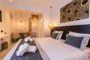6 Schlafzimmer, Bügeleisen/Bügelbrett, kostenloses WLAN