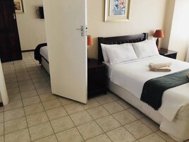 Comfort Suite | Individually decorated, individually furnished, desk, laptop workspace