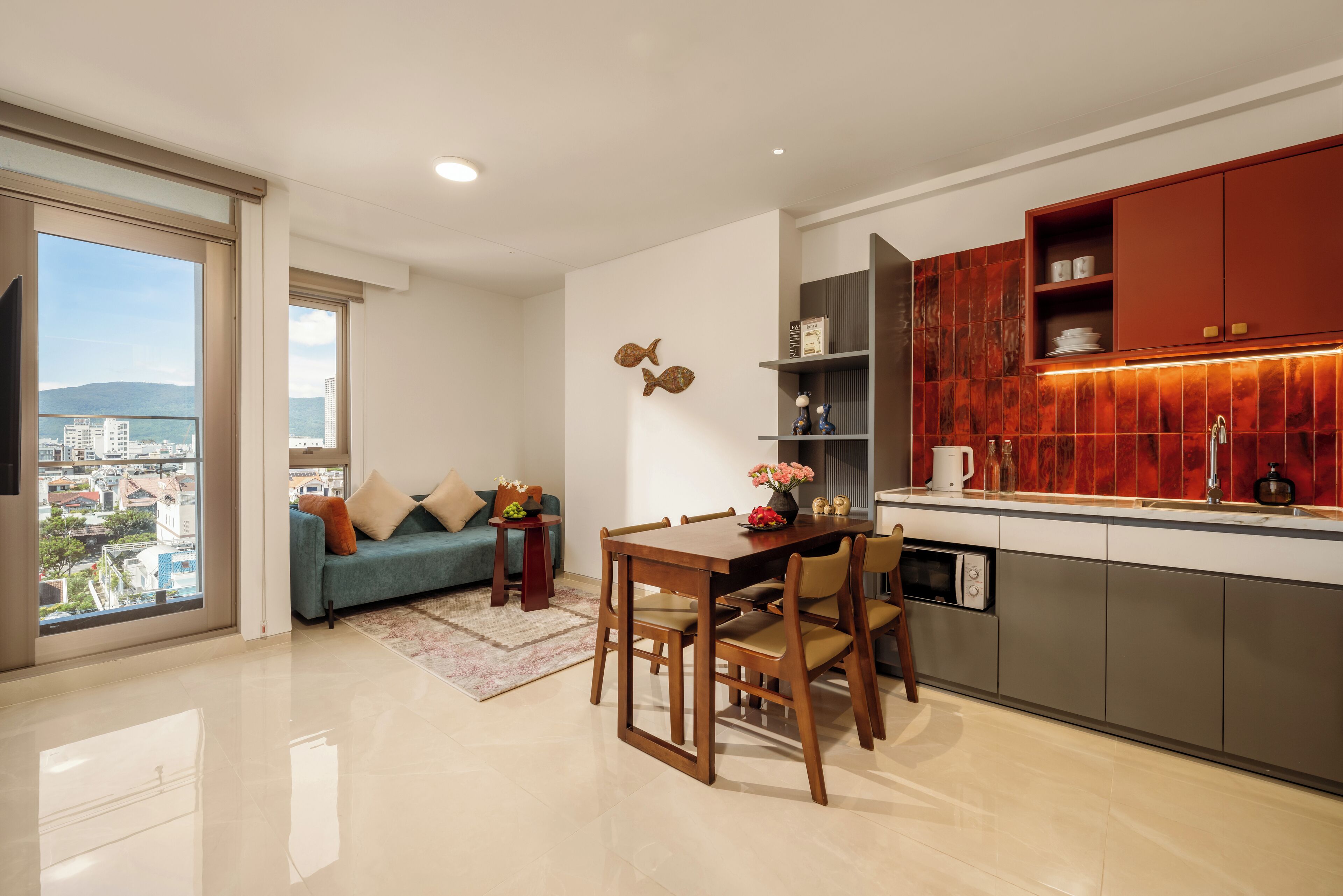 Deluxe One-Bedroom Balcony City View | Egyptian cotton sheets, premium bedding, pillowtop beds, in-room safe