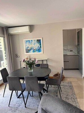 Dining - 08. An exclusive apartment with terrace on Cap d’Antibes (Antibes)