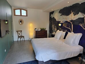 Deluxe Double Room, Annex Building | Free WiFi - Les Chambres d'Hôtes du Château Eclosion (Saint-Paul en Jarez)