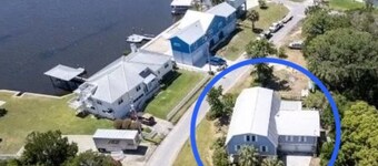 Spacious 5-bedroom beautiful water view home with private boat dock!