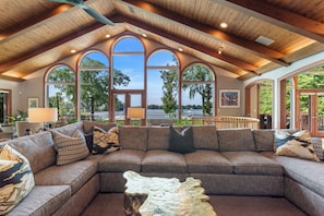 Smart TV, fireplace, video games, DVD player