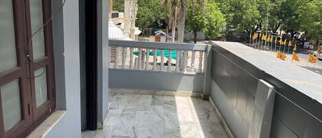 Deluxe Room, Balcony | Balcony view