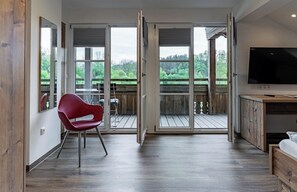 Chambre Double, balcon, vue jardin