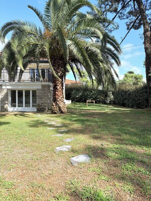 Jardines del alojamiento