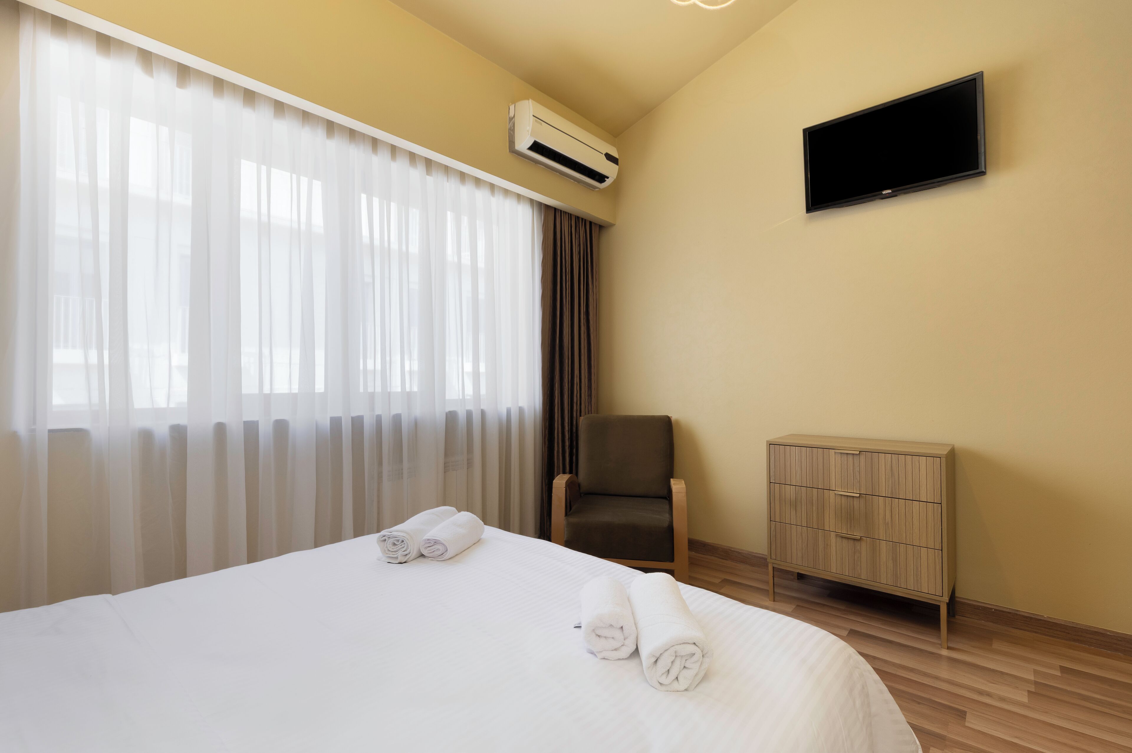 Photo - Acord Hotel & Balcony
