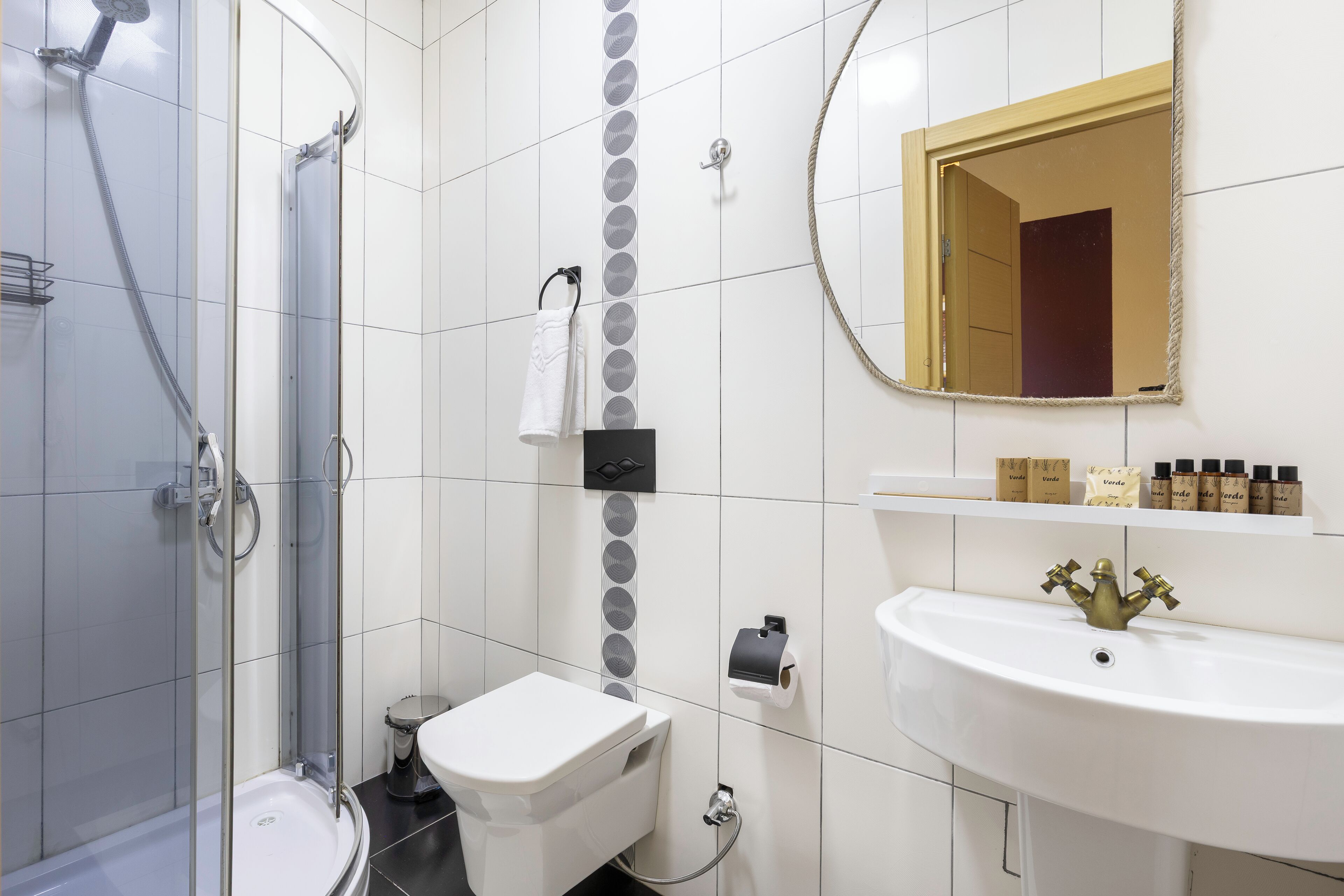 Hair dryer, towels, soap, shampoo