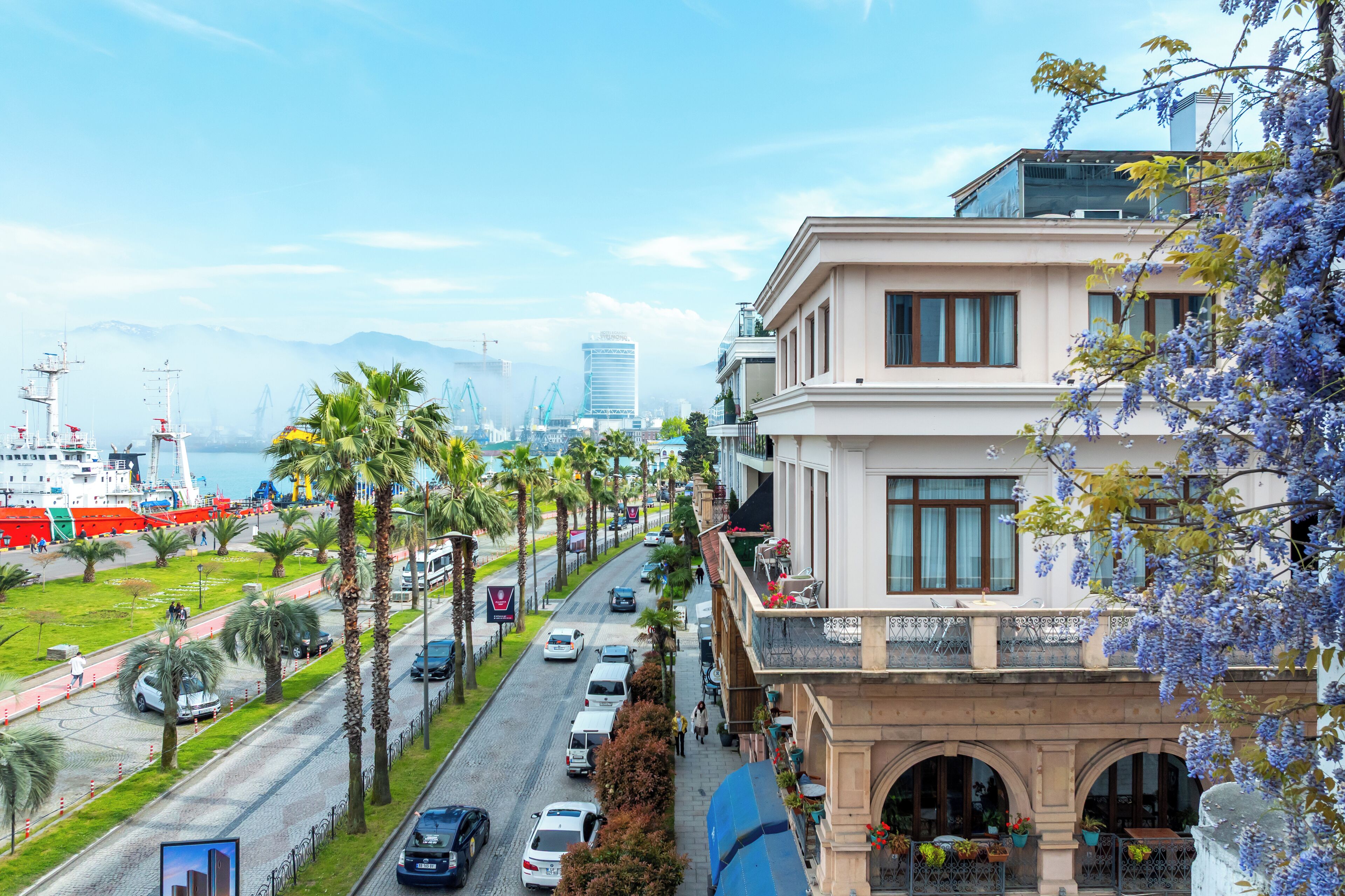 Photo - Acord Hotel & Balcony
