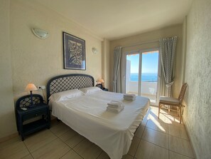 2 soverom, strykejern/-brett, wi-fi og sengetøy