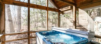 Fireside Retreat - Hot Tub, WiFi