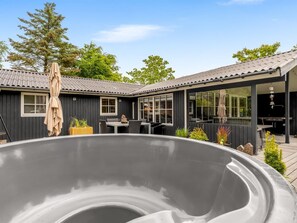 Outdoor dining - "Emelrik" - 2km from the sea by Interhome (Saltum)