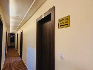 Lobby - Hotel Shubh Mangal Grand (Gwalior)