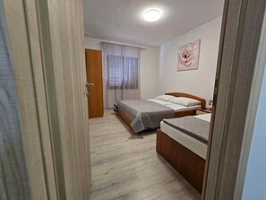2 chambres, Wi-Fi gratuit, draps fournis