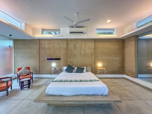 Deluxe Villa | 3 bedrooms, iron/ironing board, free WiFi