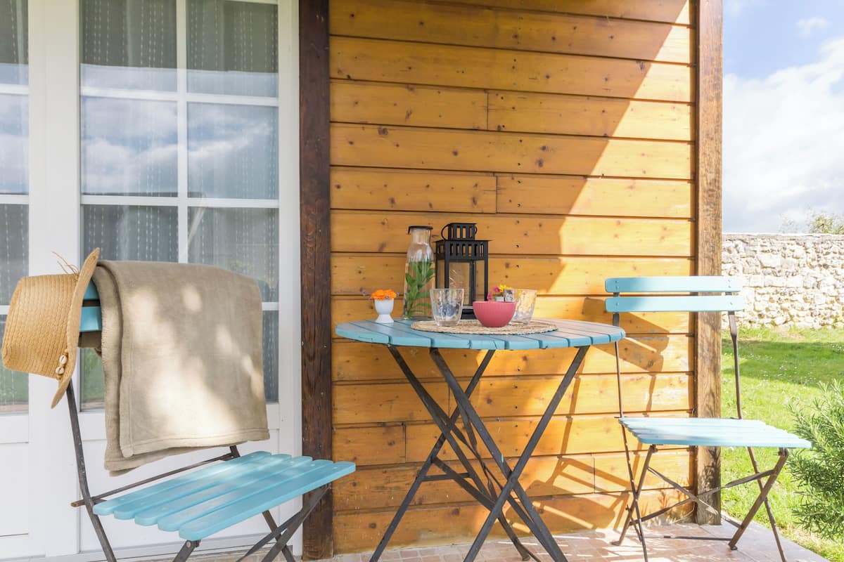 Doppelzimmer, 1 Queen-Bett, Gartenblick | Schreibtisch, kostenloses WLAN