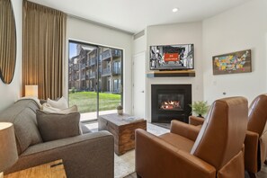 スマートテレビ、暖炉