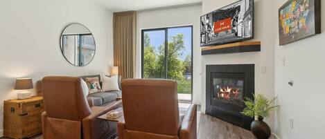 Smart-tv en een open haard