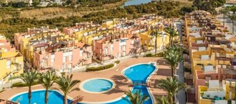 Penthouse with pool and parking – Only 300 meters from the beach!