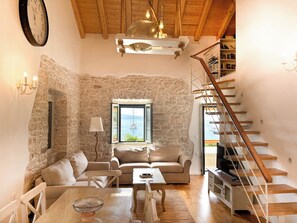 Apartment, Beach View | Living area - Thomas's Beach House (Kalami)