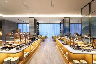 Harris Hotel & Suites Nagoya Batam