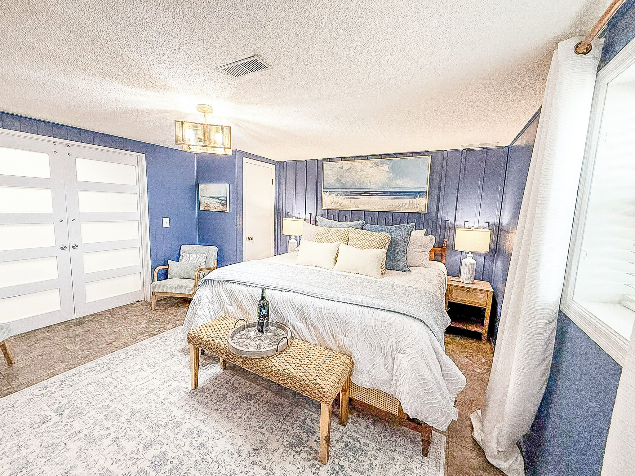 4 bedrooms, iron/ironing board, travel crib, free WiFi