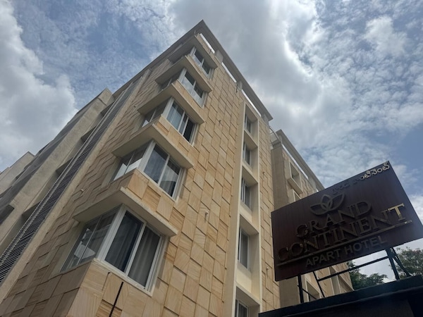 Hotel Grand Continent Hitech City, Laxmi Cyber City - Hyderabad