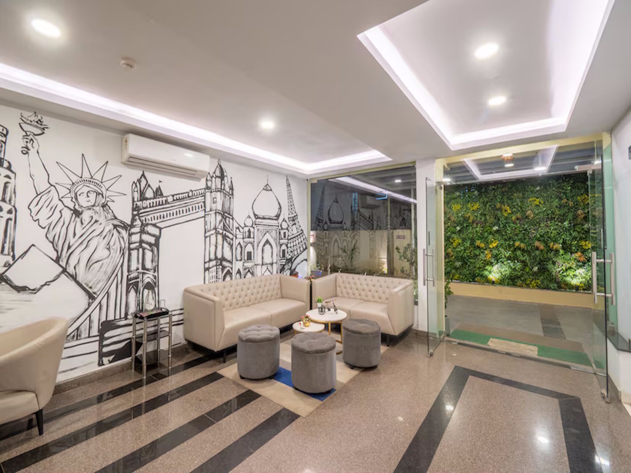 ศูนย์ธุรกิจ