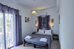 1 bedroom, iron/ironing board, WiFi, bed sheets