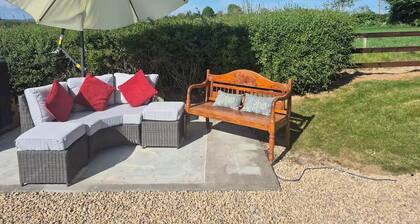 Tranquil Cottage Retreat in Kells, Leitrim