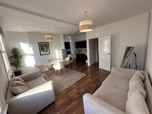 リビング エリア