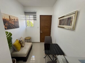 Staircase - Estudio centrico (Santiago de los Caballeros)