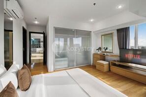 Apartamento, 2 quartos, vista para a cidade | Ferros/tábuas de passar roupa, Wi-Fi de cortesia