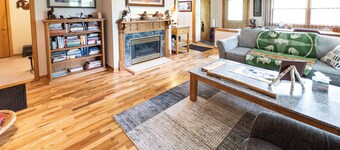 Welcome to Running Wild, a comfortable four-bedroom, two-bathroom lovely ranch-style home on the banks of picturesque Little Goose Creek.