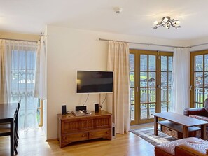 TV - Beautiful apartment for 6 people with WIFI, pool, TV and terrace (Rauris)