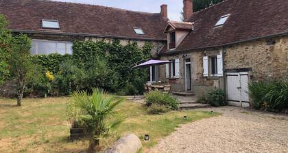 Maison de famille pour une Ă©vasion champĂȘtre : calme, nature et confort.