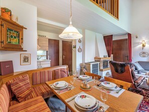 تناول الطعام