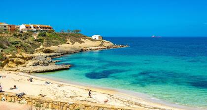 Schöne Wohnung für 3 Leute mit W-LAN, Klimaanlage, TV und Balkon