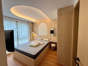 Superior Apartment | In-room safe, iron/ironing board, free WiFi