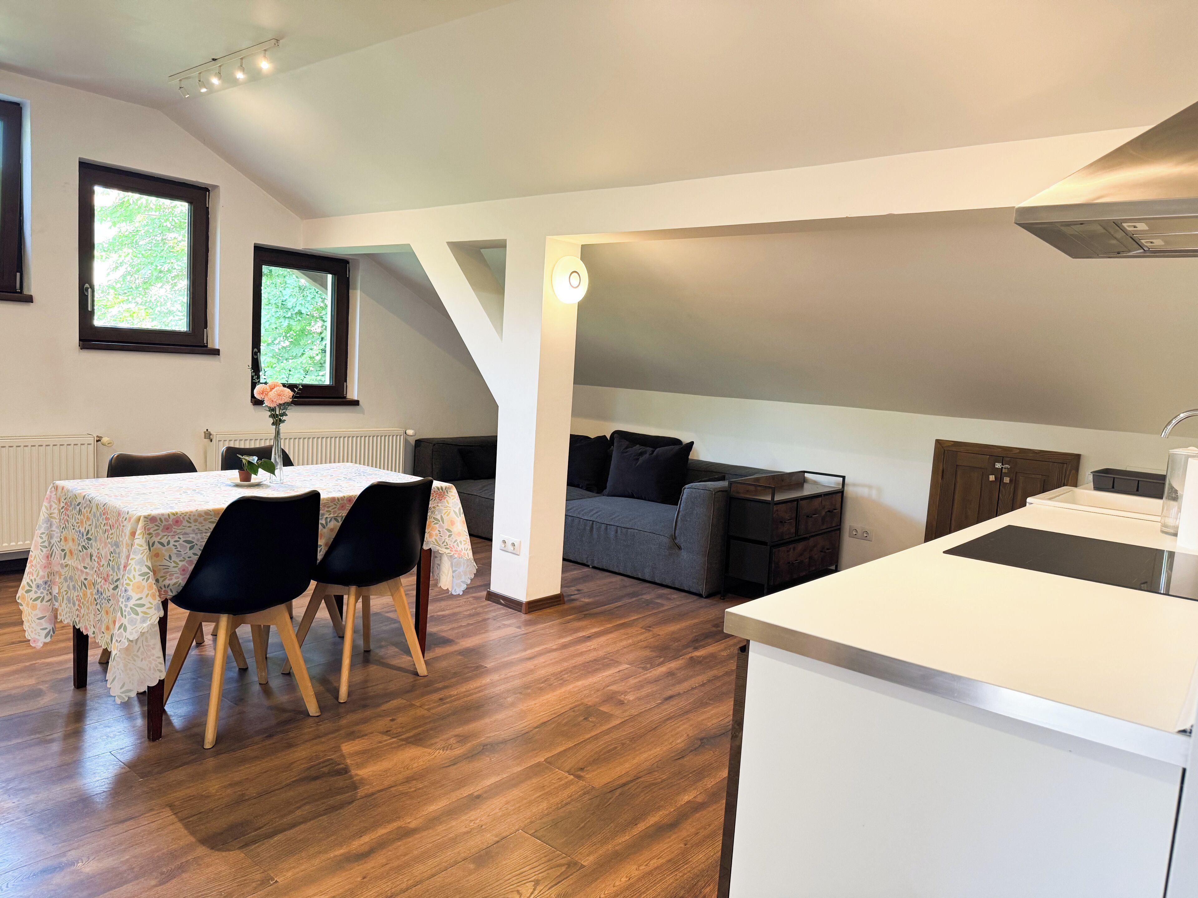 Superior-Apartment, Klimaanlage, Stadtblick | Kostenloses WLAN