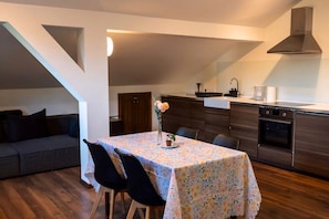 Superior Apartment, Air conditioning, City View | Living area | TV - Kesletz House (Sibiu)