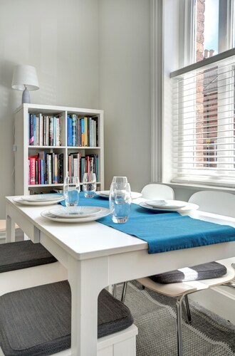 Old Stocking Factory.  Spacious apartment in historic Tewkesbury