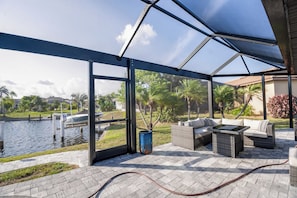 Terrace/patio - ‼️Punta Gorda Paradise‼️| 3BR w/ Water Views, Pool (Punta Gorda)