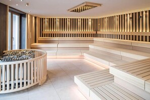 Sauna - Versailles Royal Suite 3 Guests Aurolzmünster (Aurolzmünster)