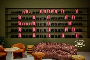 Interior - Downtown Retreat | Cycling. Restaurant (Austin)