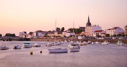 Garden, 800m from the beach, house for 6