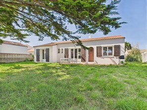 Exterior - Garden, 800m from the beach, house for 6 (Bretignolles-sur-Mer)
