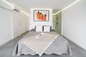 3 bedrooms, iron/ironing board, WiFi, bed sheets - Villa Carlota (Costa Adeje) (Costa Adeje)